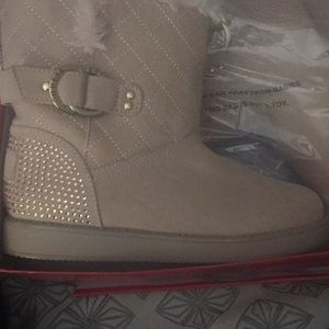 shearling quilted boots